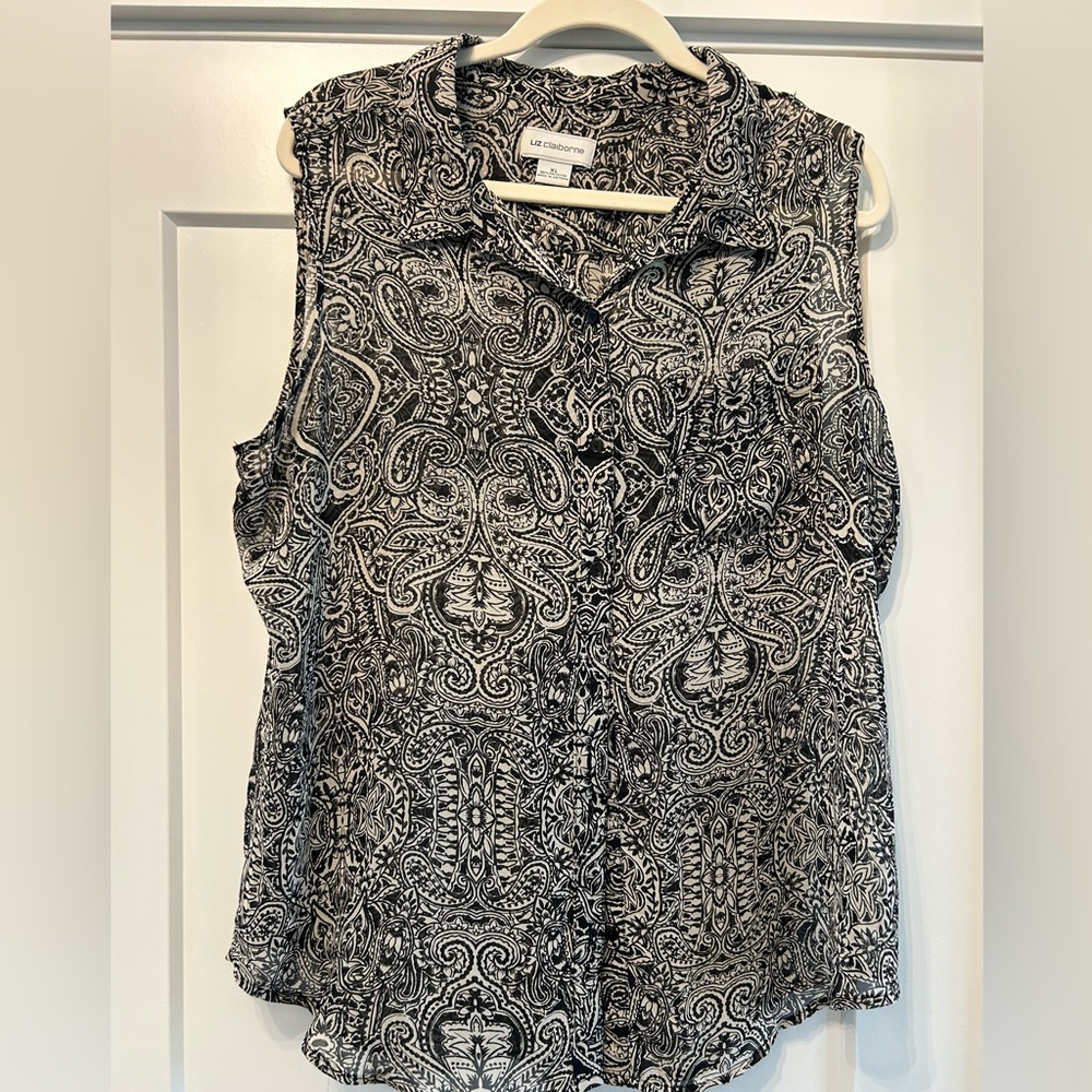 Liz Claiborne Button Down Sleeveless Shirt